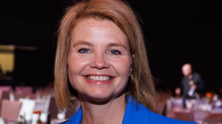 annette frier schlaganfall